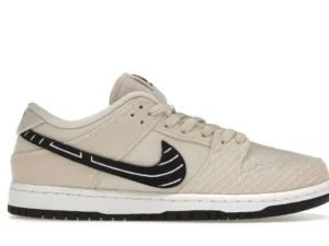 Nike SB Dunk Low