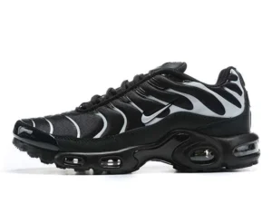 AIR MAX PLUS TN ‘BLACK METALLIC’