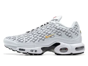 AIR MAX PLUS TN ‘FRANCE’