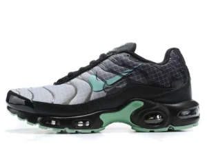 AIR MAX PLUS TN ‘GREEN GLOW’