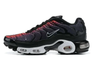 AIR MAX PLUS TN ‘HALF RED BLACK’