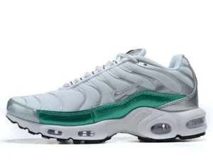AIR MAX PLUS TN ‘METALLIC GREEN’