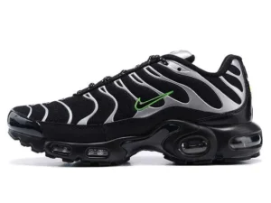 AIR MAX PLUS TN ‘METALLIC STRIKE’