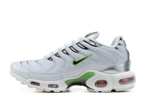 AIR MAX PLUS TN ‘NEON METALLIC SILVER’