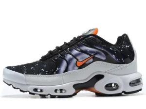 AIR MAX PLUS TN ‘UNIVERSE 2000’