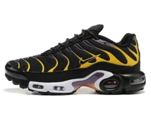 AIR MAX PLUS TN ‘UNIVERSITY GOLD VIOTECH PURPLE’