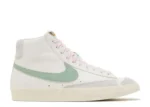 BLAZER MID 77′ ‘CERTIFIED FRESH SAIL ENAMED GREEN’