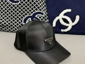 Cap Prada Black PD074