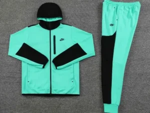 Conjunto Nike Sportswear Tech Fleece Verde