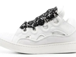 Curb White Black
