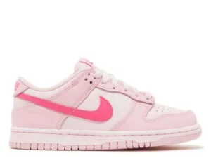 SB DUNK LOW ‘TRIPLE PINK’