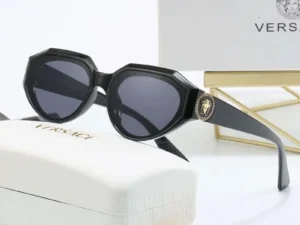 Sunglasses Versace VSC027