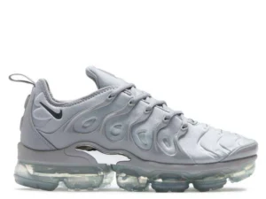 VAPORMAX PLUS